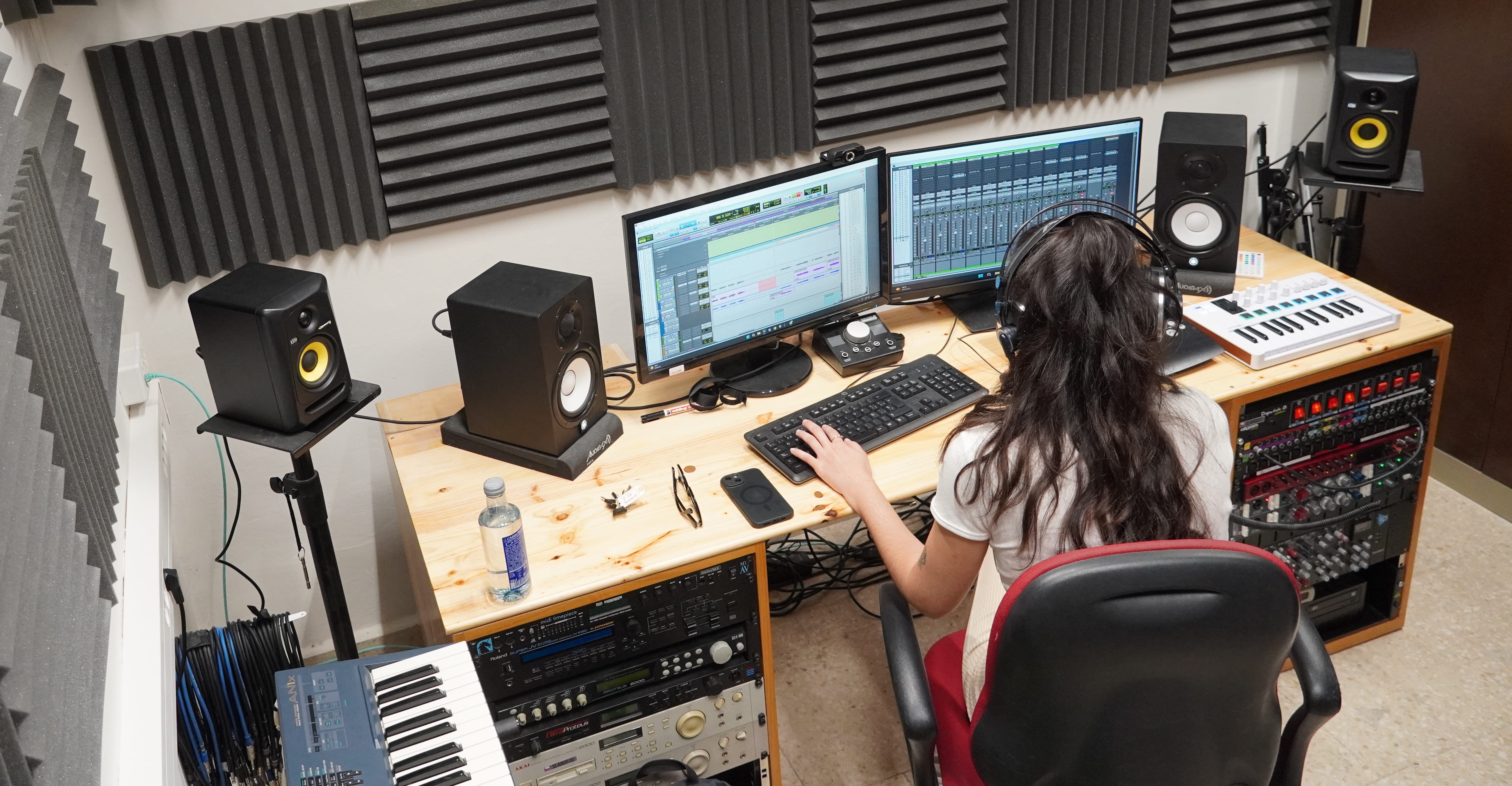 SonoLAB Studio B: Music Recording and Production